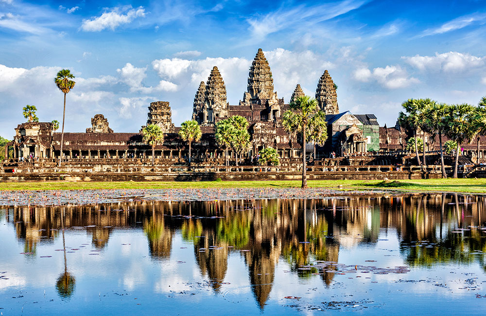 Cambodia snapshot cover